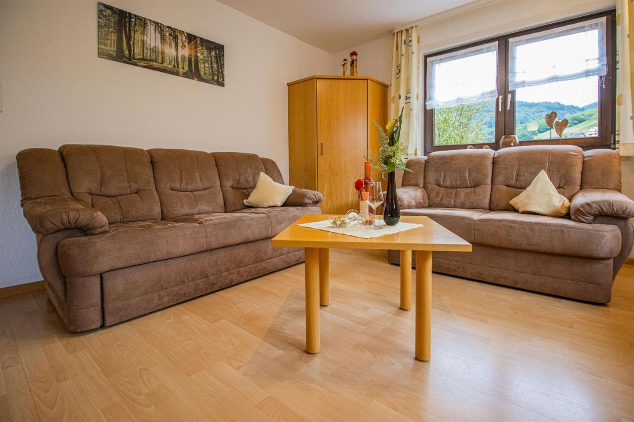 オッペナウHaus Niedermaettleアパートメント エクステリア 写真