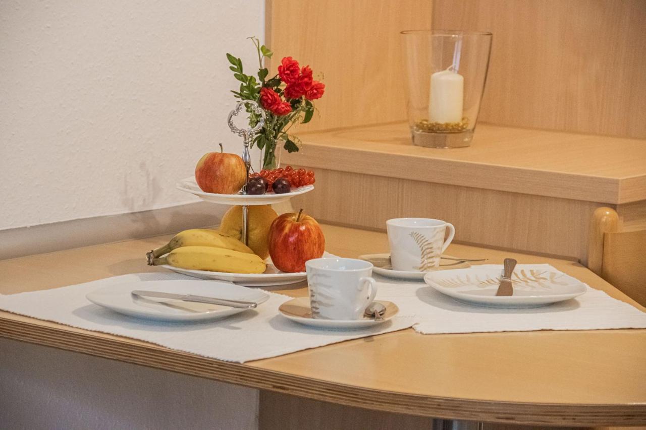 オッペナウHaus Niedermaettleアパートメント エクステリア 写真