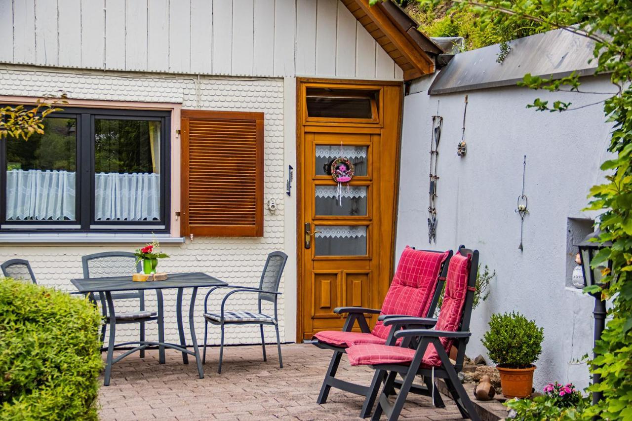 オッペナウHaus Niedermaettleアパートメント エクステリア 写真